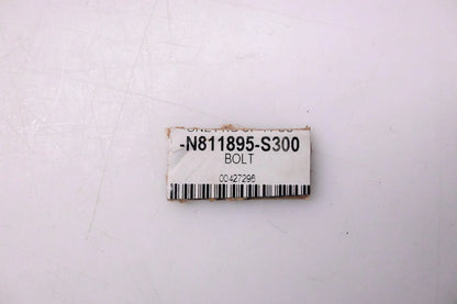 Upper Insulator Bolt for Ford (N811895-S300)