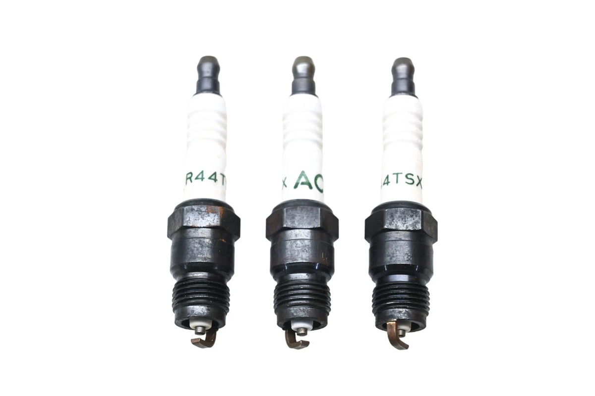 Set of 3 ACDelco R44TSX Spark Plugs for (NOS)