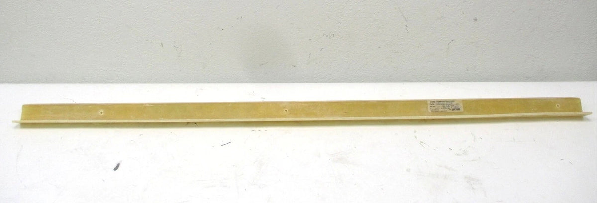 Air Deflector Moulding Retainer for International (3840995C4)