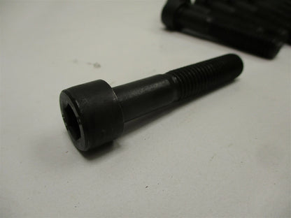 Set of 10 Socket Head Bolts for International M10 x 55 (1854915C1)