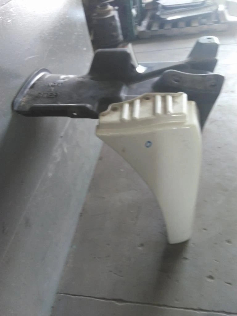 Fender Extension for Freightliner Cascadia 125 (2019) Left