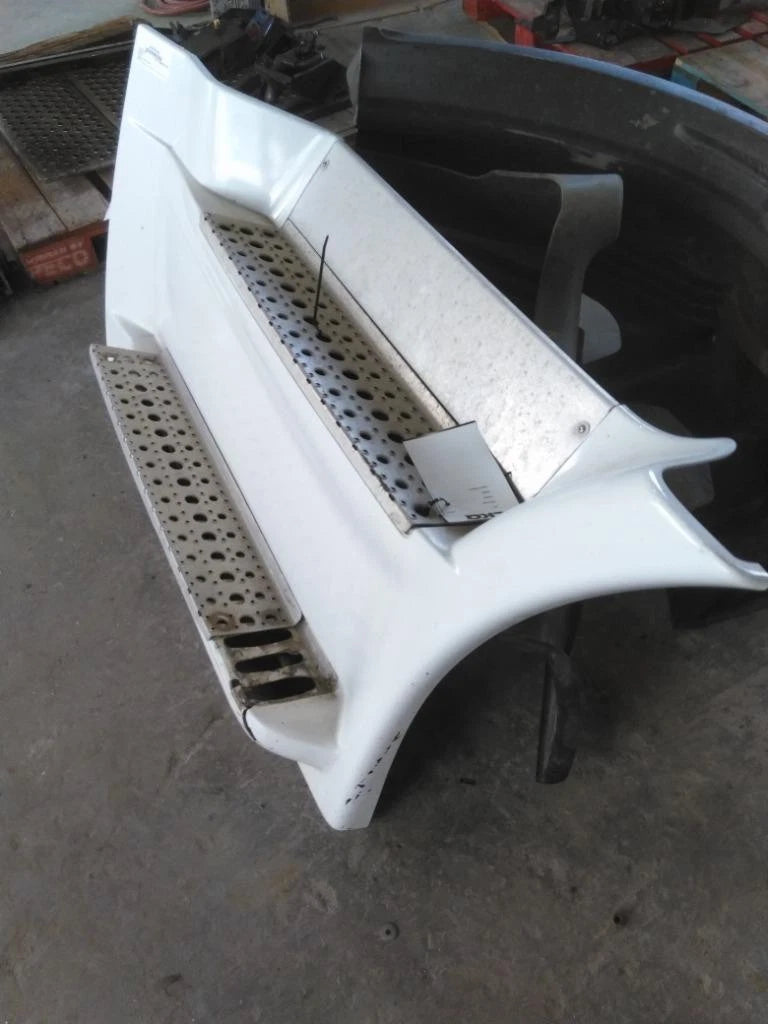 Side Fairing Right for Freightliner Cascadia 113 (2014)