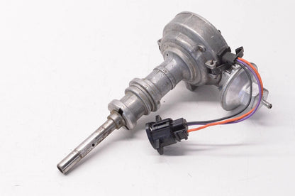 Remanufactured Distributor for Ford (D4AZ-12127-CRM)