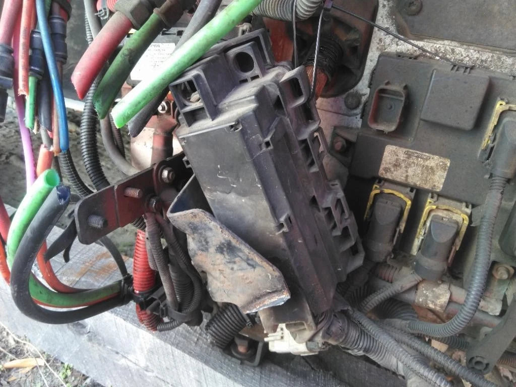 Fuse Box for Freightliner Cascadia 125 (2014)