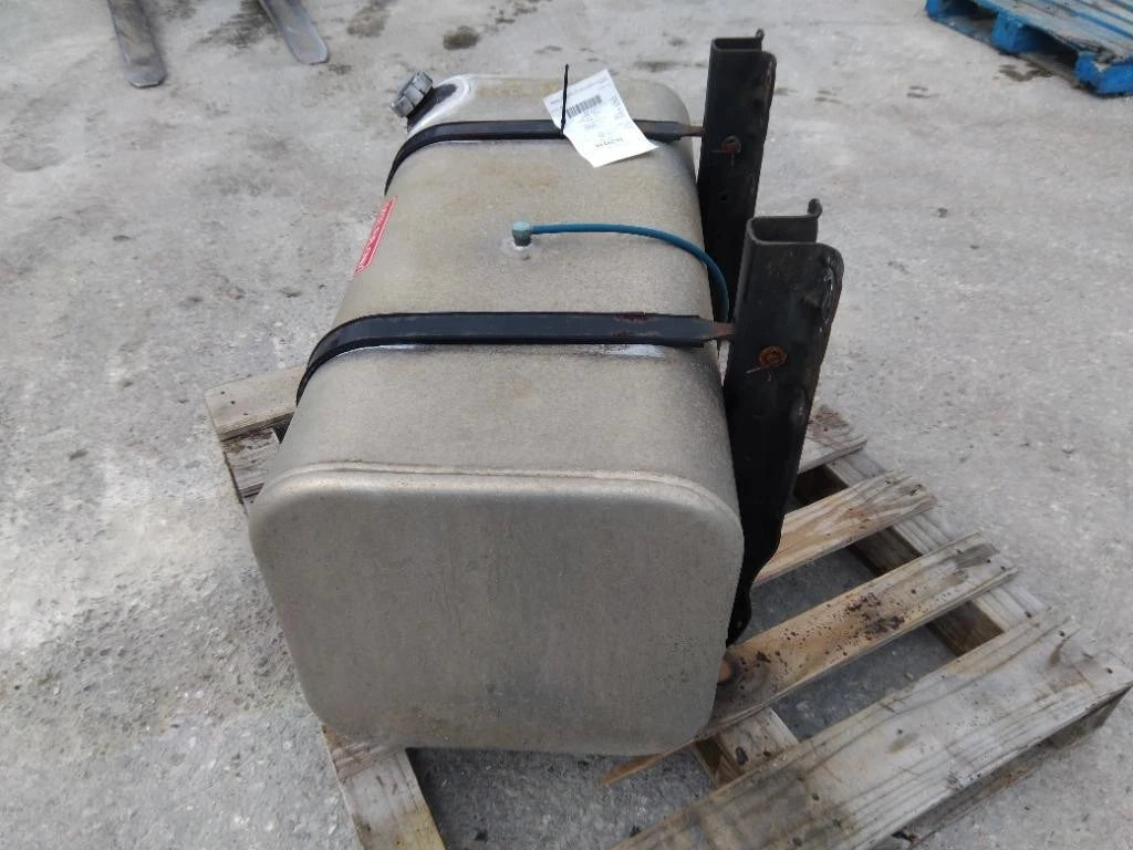 Fuel Tank for Freightliner M2 106 (2014) Right MN
