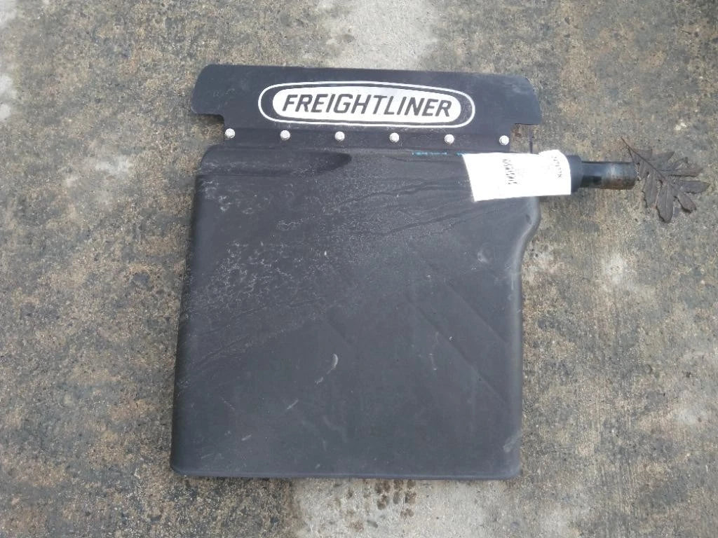 Rear Quarter/Half Fender for Freightliner Cascadia 126 (2021) Right