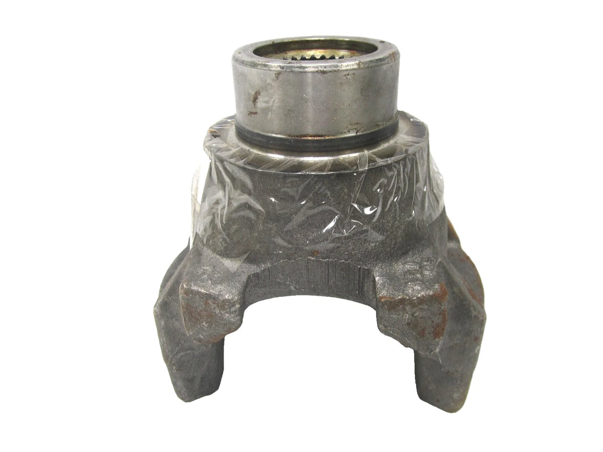 Trunnion Flange for International SPL170 (OEM 3514671C1, Spicer 170-4-771-1)