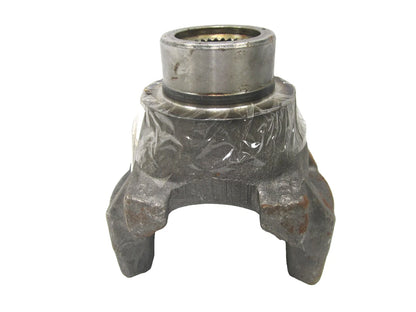 Trunnion Flange for International SPL170 (OEM 3514671C1, Spicer 170-4-771-1)
