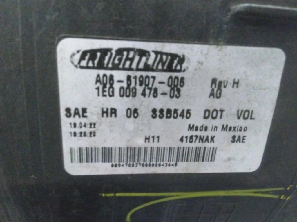 Left Headlight for Freightliner Cascadia (2015) MD