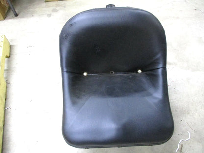 Adjustable Suspension Seat Assembly for Kubota M5950 (OEM 35822-85010)
