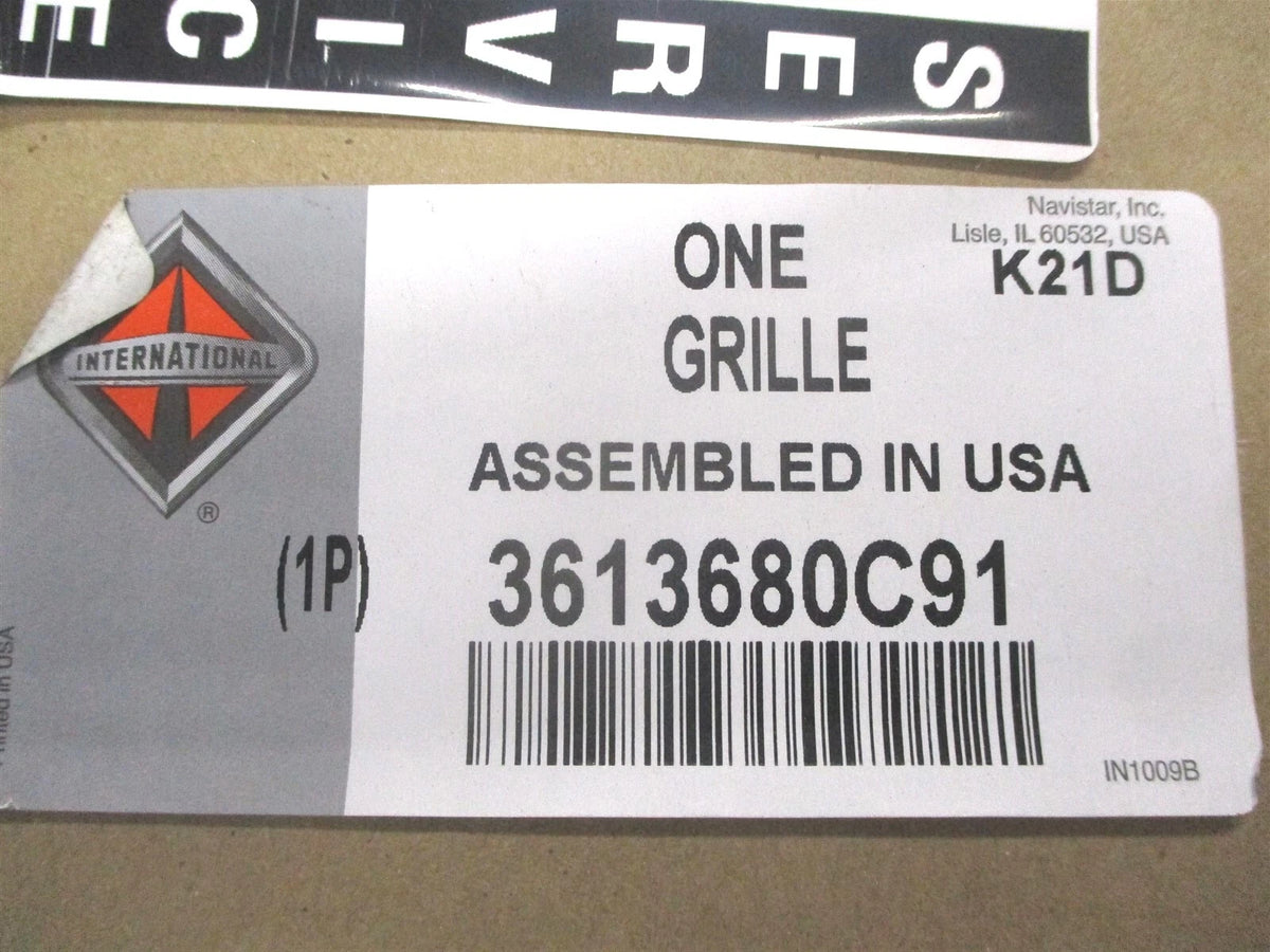 Grille Assembly for International WorkStar 7400 7500 7600 7700 (2000–2010)