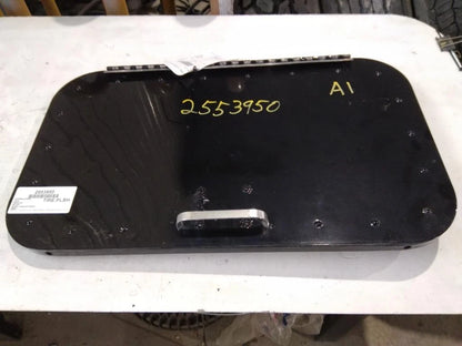 Compartment Door for International 9200I (2006)