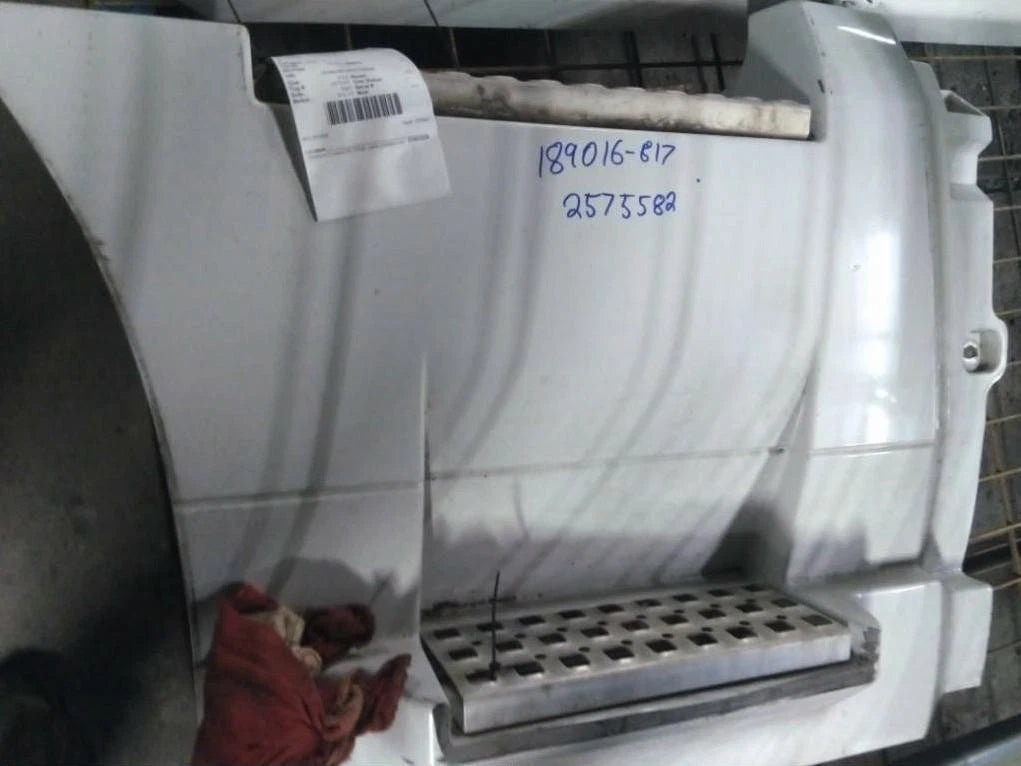 Side Fairing Right for Volvo VNL (2019) MS