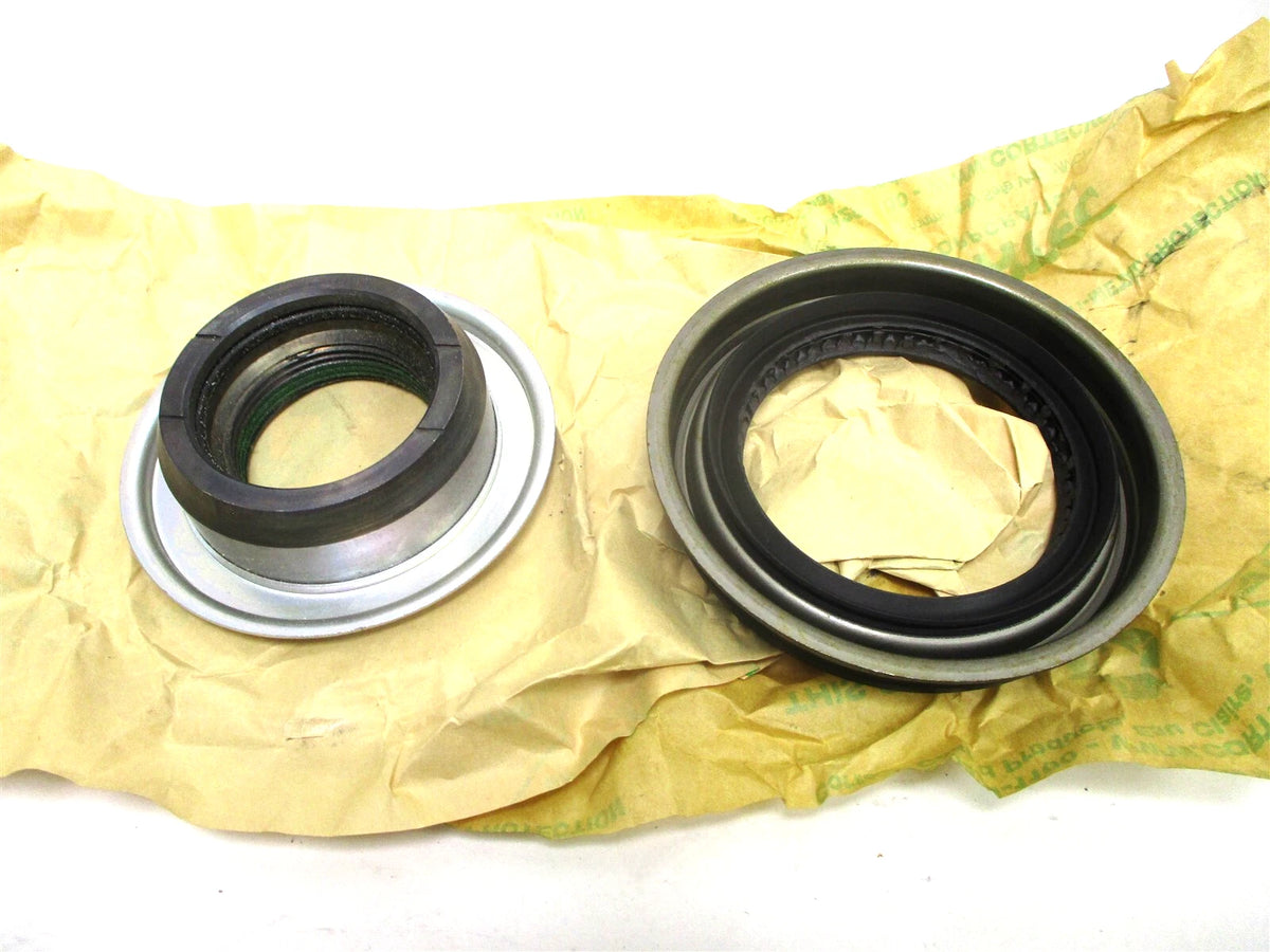 Transmission Housing Oil Seal Kit for International (6051206C2, 7C3Z-7052-A)