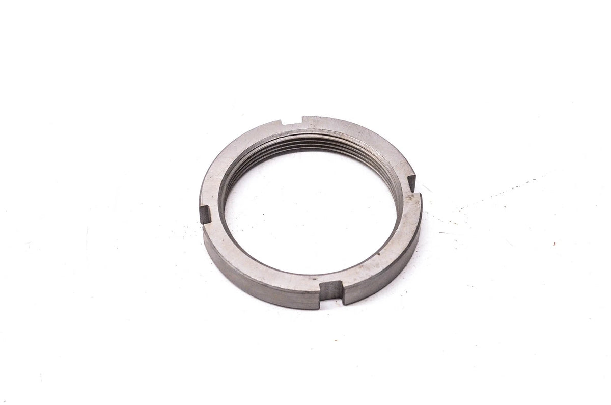 Retainer for Ford (E5TZ-1197-A)
