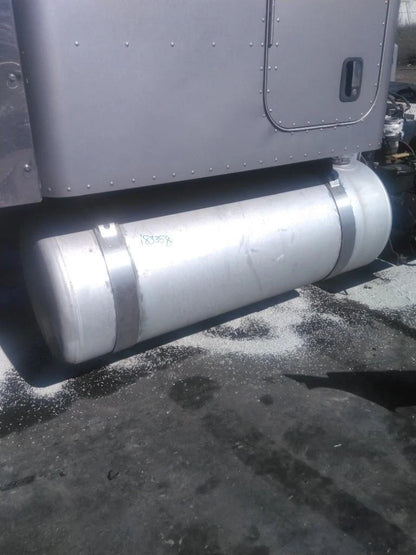 Fuel Tank Left for Peterbilt 388 (2012) - MS