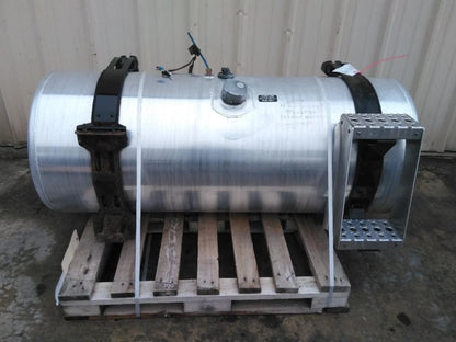 Fuel Tank Left for Freightliner Cascadia 126 (2022)