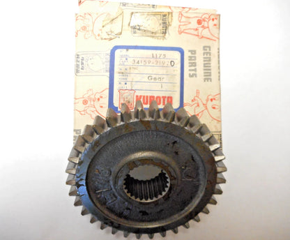 Gear for Kubota L175 (34159-21920, 34159-21921)