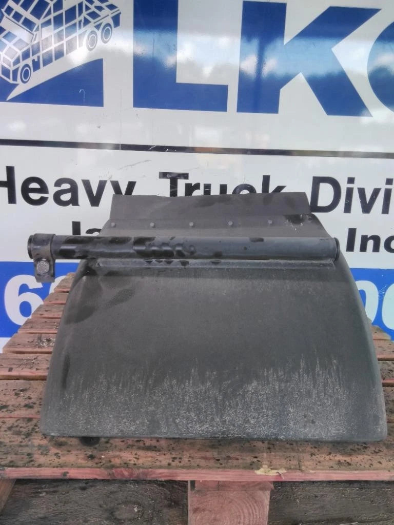Rear Quarter/Half Fender for Mack CXU612 (2015) Left, MS