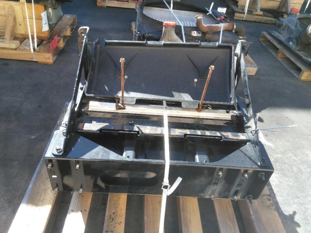 Battery Box for Freightliner Cascadia 126 (2020)