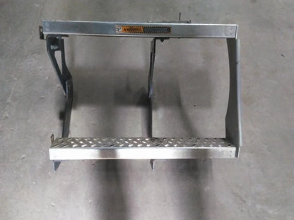 Battery Box Step for Mack CXU612 (2017)