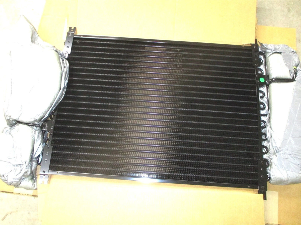 A/C Condenser for Ford Sterling L/LN/LNT/LT/LTS 9000 (1981–1987) E4HZ-19712-C