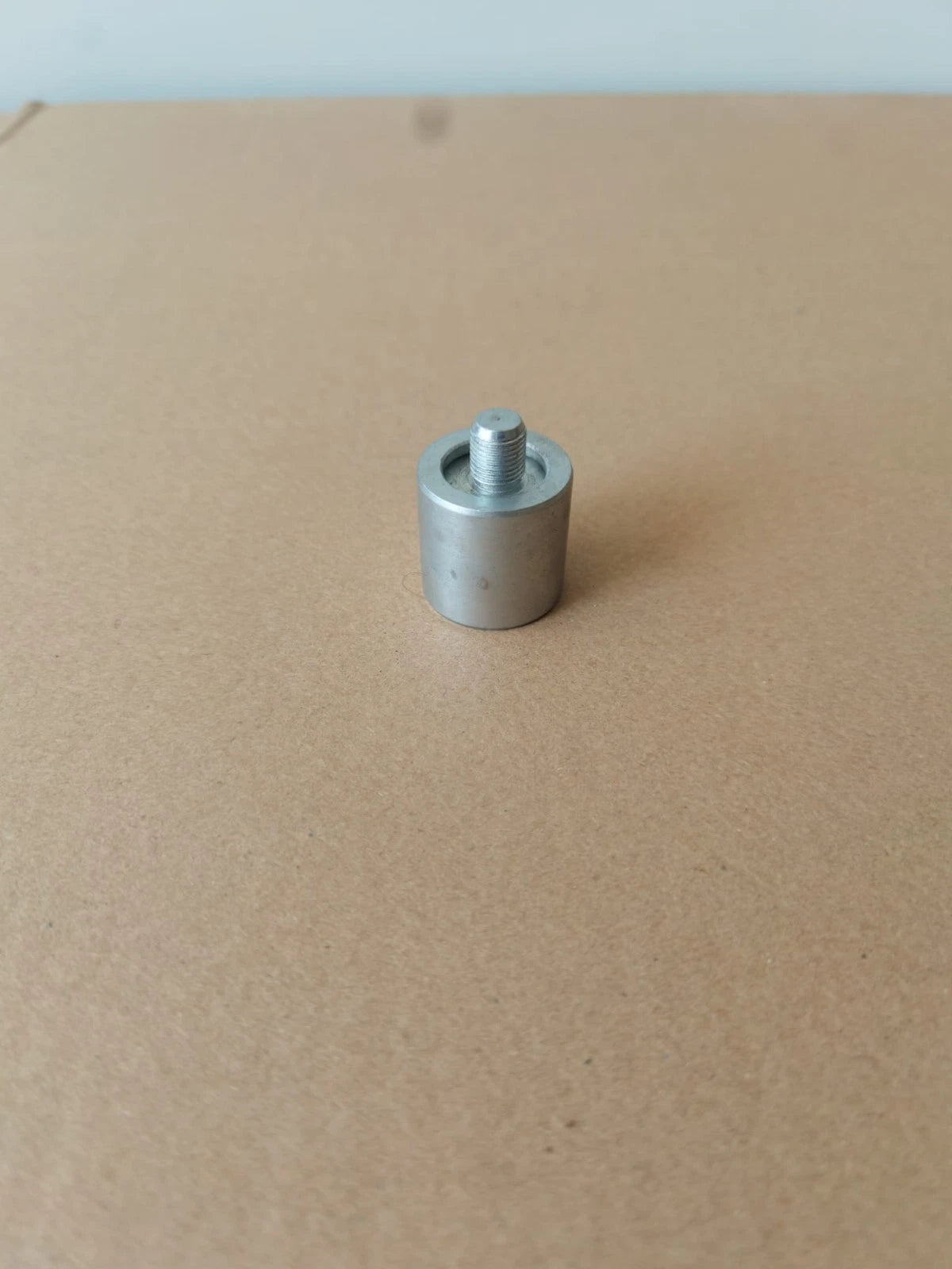Detent Hydraulic Monoblock Valve for 18,5-22 GPM
