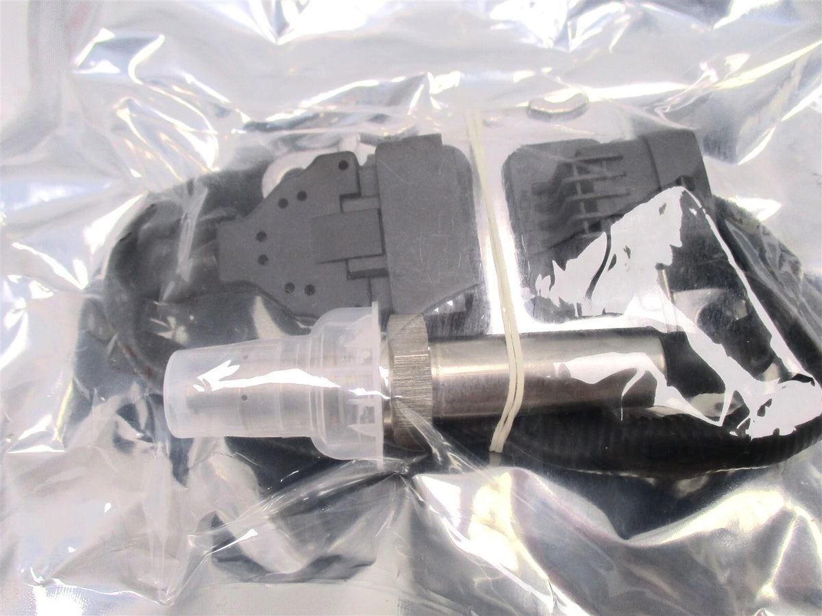 Replacement NOx Sensor for Volvo D13 (2013–2023) 22303391, 5WK97366