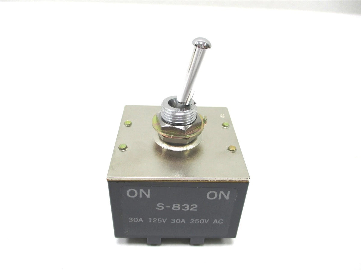 Genuine Kubota V Select Switch 30A 125V 30A 250V AC (18967-03870)