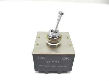 Genuine Kubota V Select Switch 30A 125V 30A 250V AC (18967-03870)