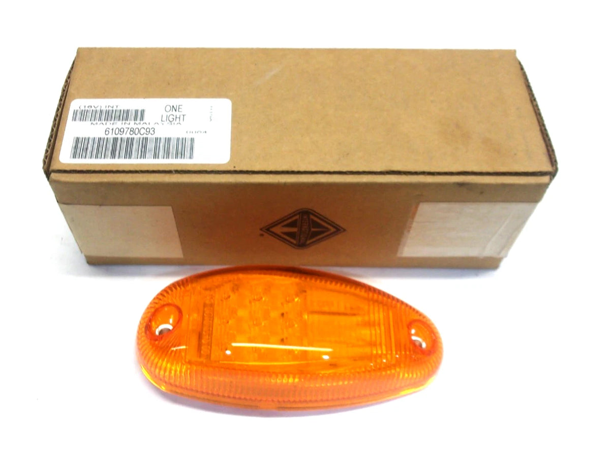 Side Turn Signal Marker Light for International 8600 Transtar (2003–2008)