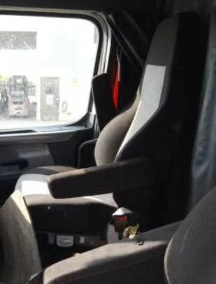 Front Seat for Freightliner Cascadia 126 (2022)
