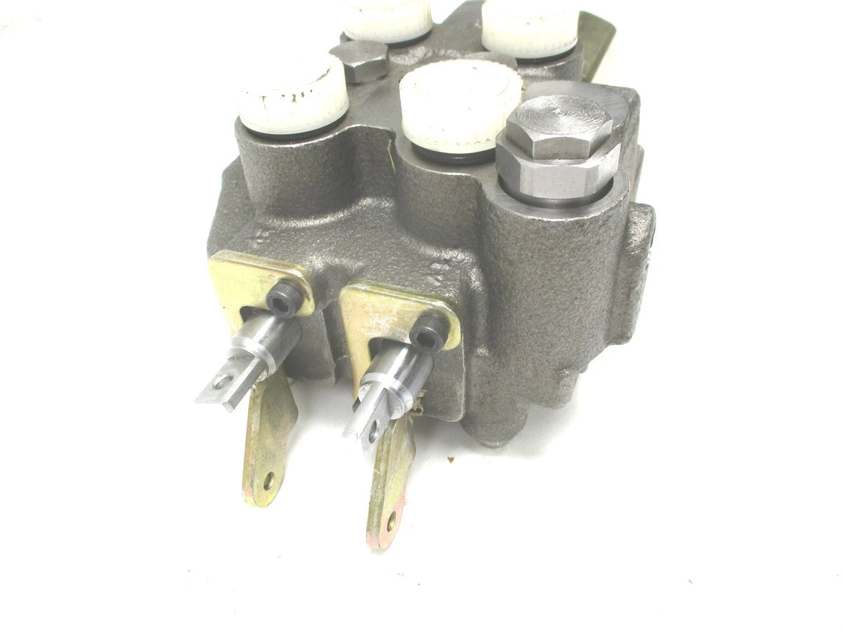 Auxiliary Control Valve for Kubota RTV900 (2004–2008) YW166-00104