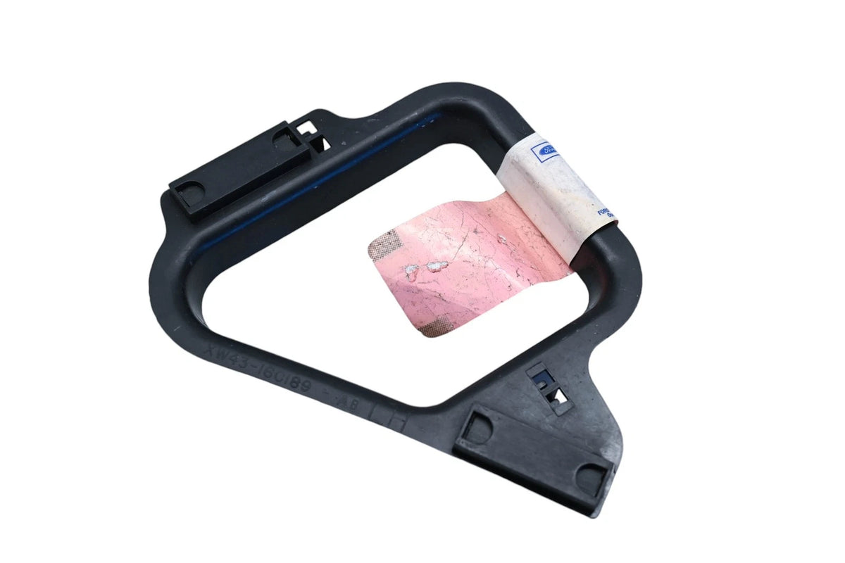 Rear Left Seal for Ford (XW4Z-16240-BA, XW43-160189-AB)