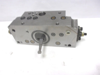 Valve Sub Assembly for Komatsu PC300-3, PC400-3 (708-27-25200)