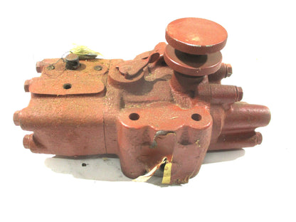 Hydraulic Control Valve for Kubota L260P (32240-36400, 32240-36404)