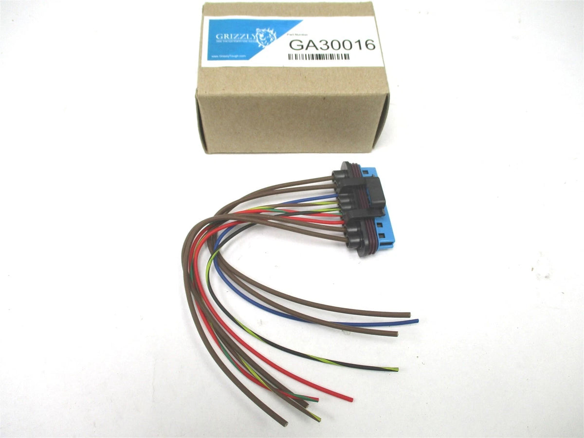 GA30016 Pigtail Connector for International T444E (1998–2003)