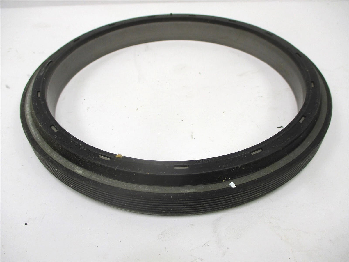 Genuine Cummins ISX Rear Crankshaft Oil Seal 4926527