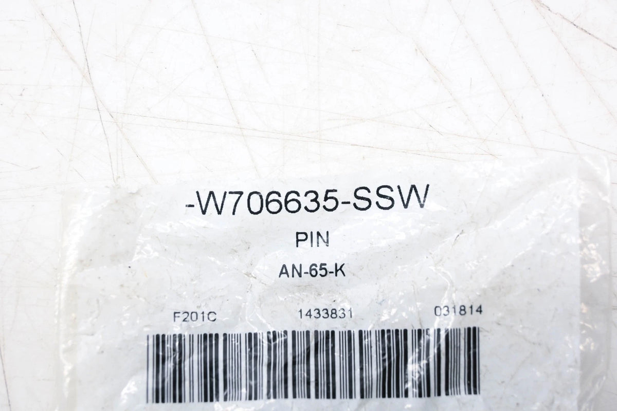 Retainer for Ford W706635-SSW (NOS)
