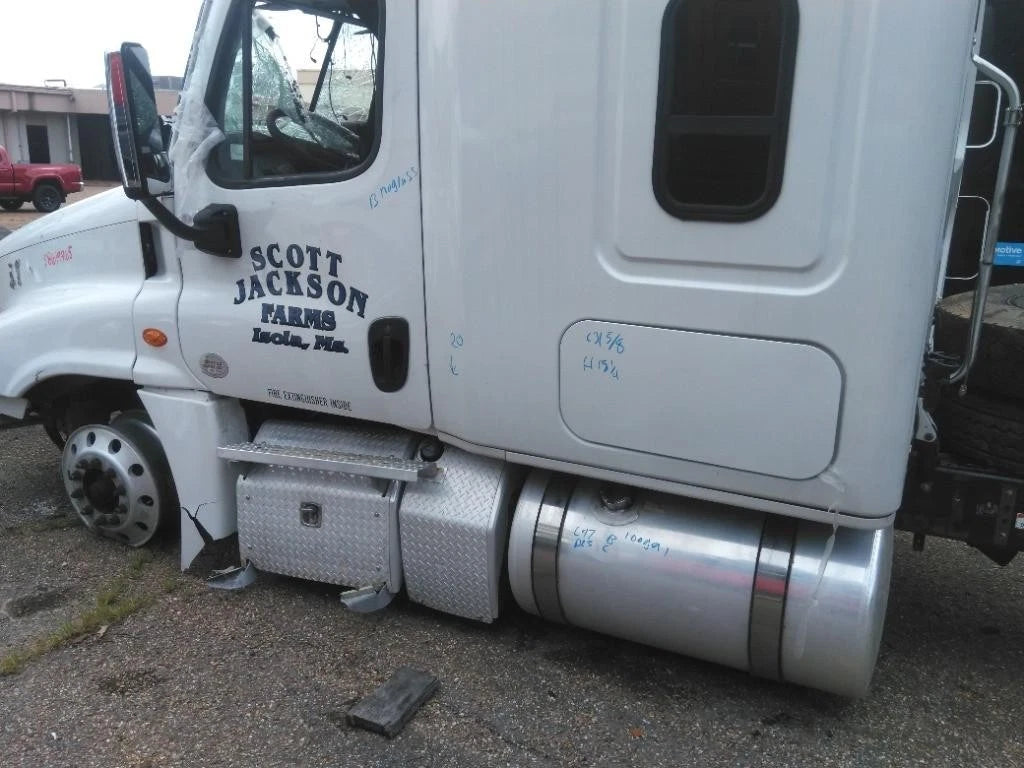 Fuel Tank for Freightliner Cascadia 125 (2018) Left, MS
