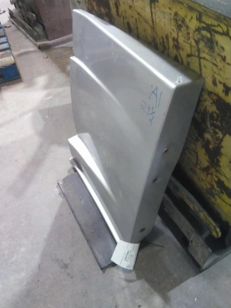Left Side Fairing for Freightliner Cascadia 126 (2018) MN