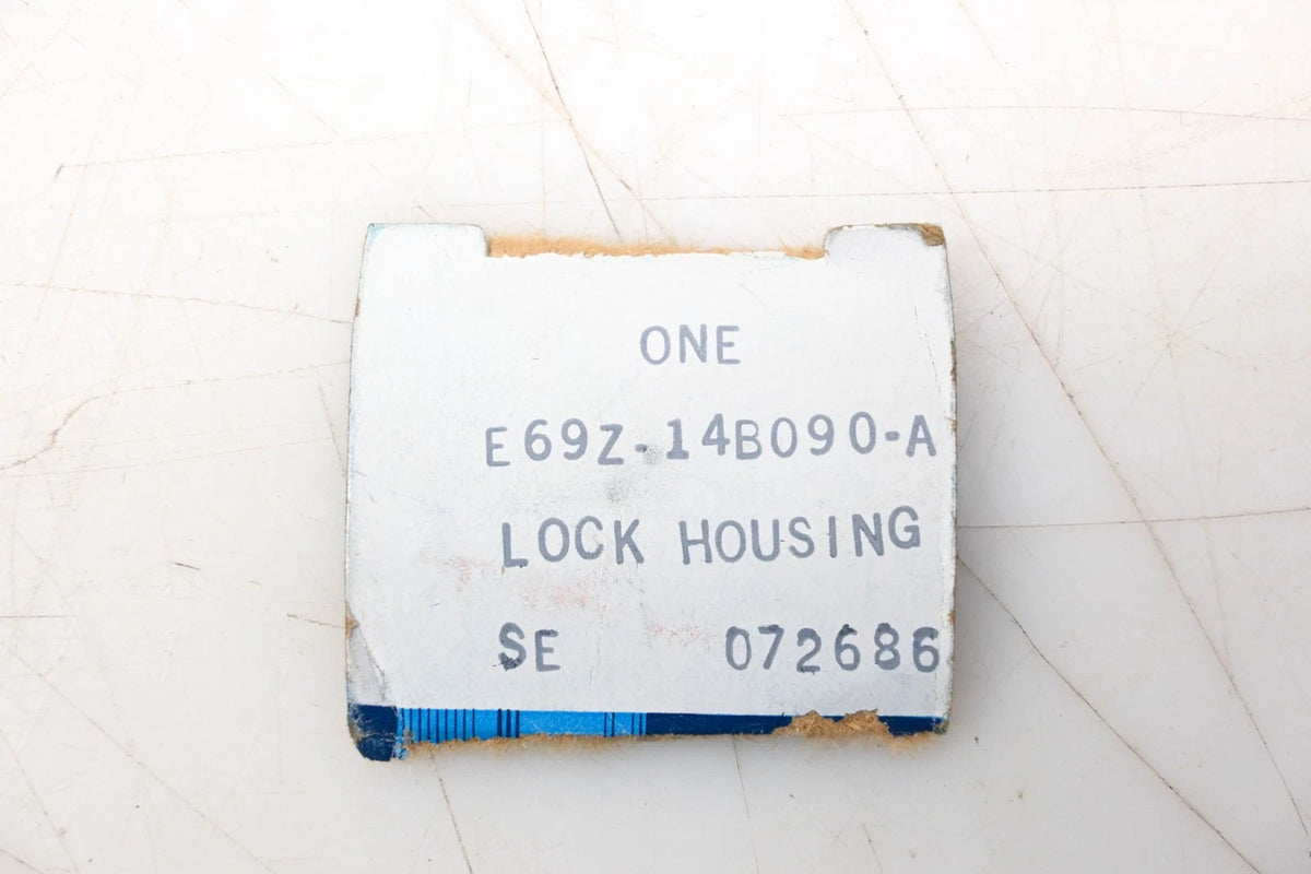 Door Window Switch Housing for Ford (E69Z-14B090-A)