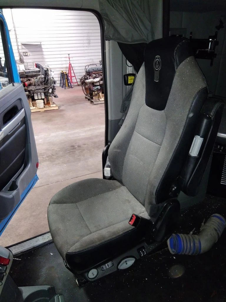 Front Seat for Kenworth T680 (2020)