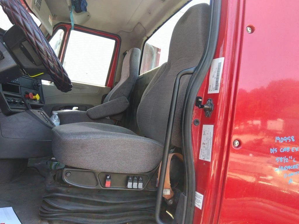 Front Seat for International ProStar 122 (2014)
