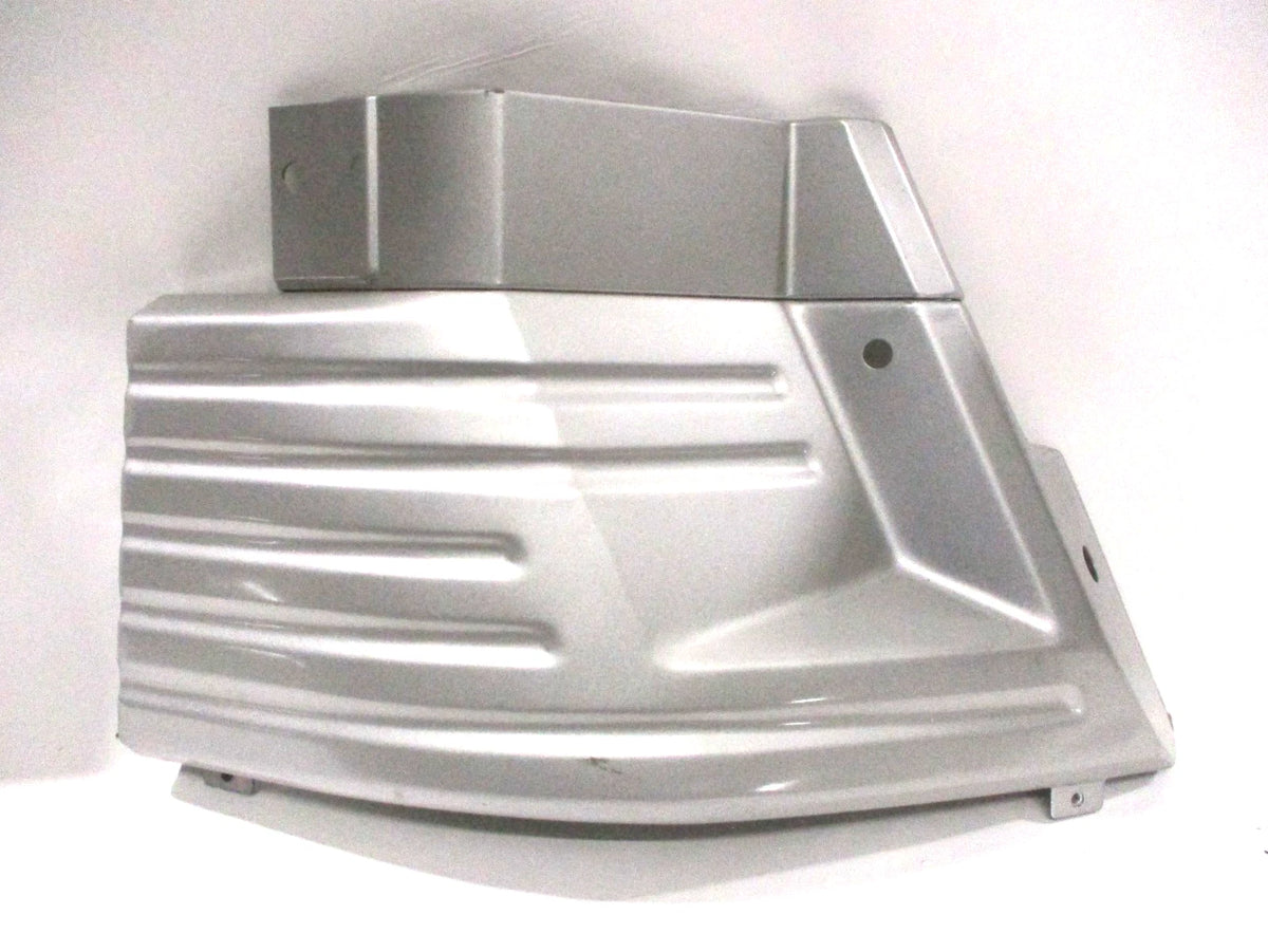 RH Rear Lower Bonnet for Kubota M6950 M6950DT M7950 M7950DT M8950DT (–)