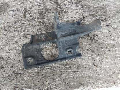 Bumper Bracket Right for Peterbilt 579 (2017)