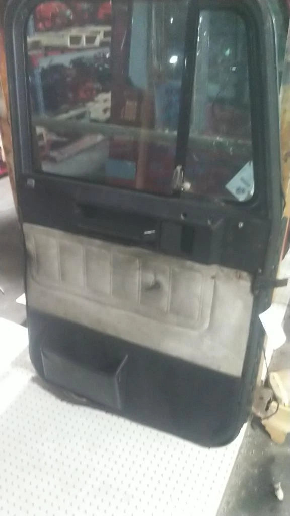 Door Assembly Left for Freightliner FLD120 (1999)