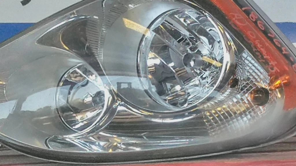 Right Headlight for Freightliner Cascadia (2018) - MS