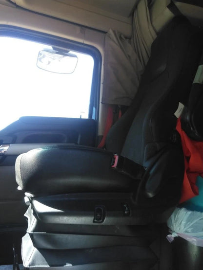 Front Seat for Kenworth T680 (2022)