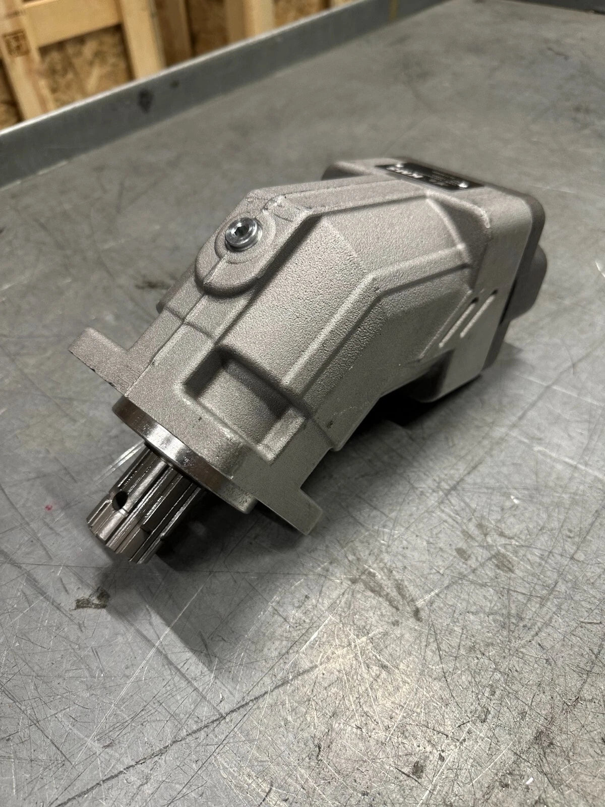 Aluminum Bent Axis Hydraulic Pump 28 GPM for